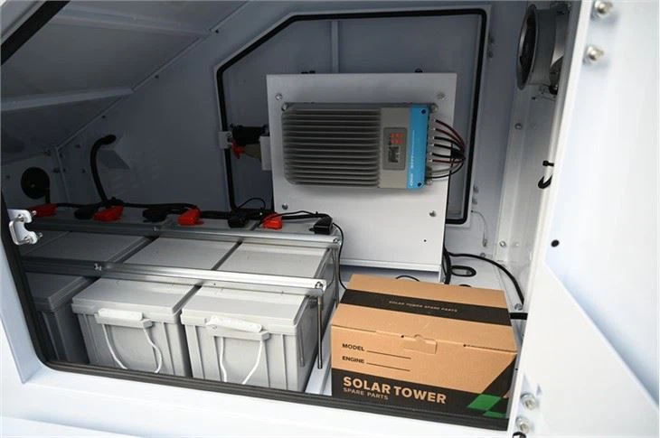 Mobile Solar Light Tower With Solar Generator